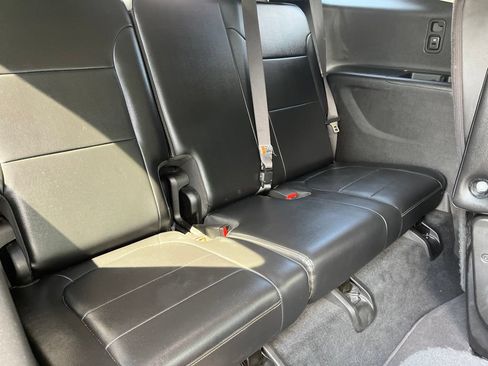 Used 2018 Chevrolet Traverse LT AWD/4WD image 13