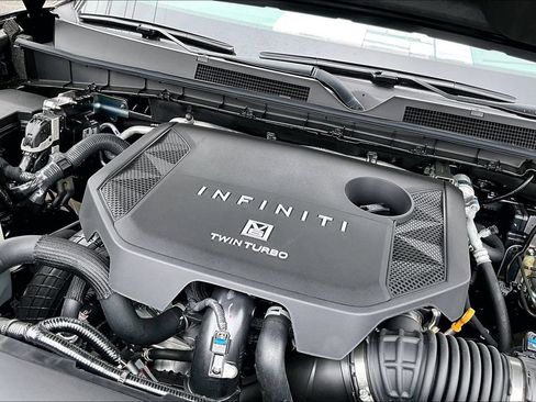 New 2026 INFINITI QX80 Luxe RWD image 28