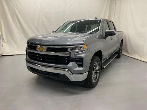 Certified 2024 Chevrolet Silverado 1500 LT AWD/4WD image 2