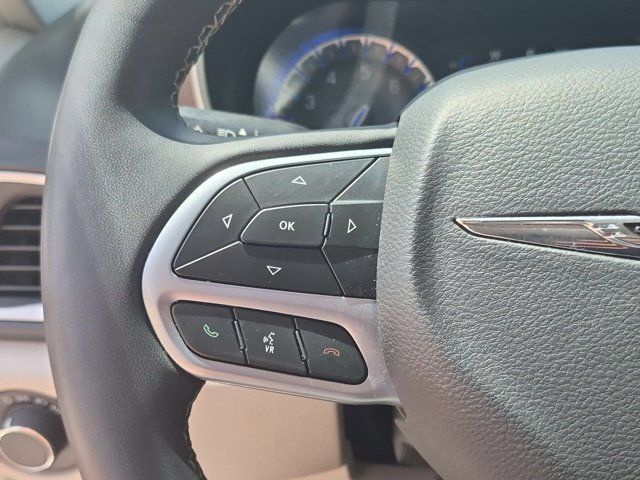 Used 2023 Chrysler Voyager LX FWD image 20