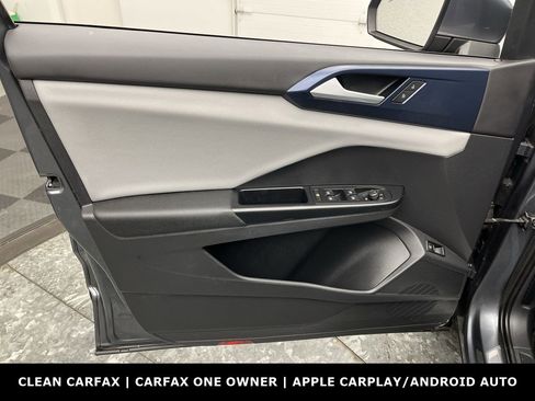 Used 2022 Volkswagen Taos SE image 7