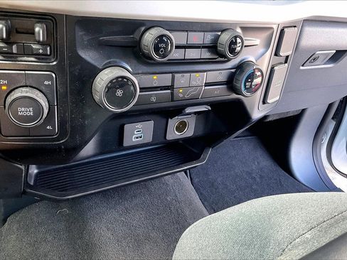 Used 2025 Ford F250 XLT image 13