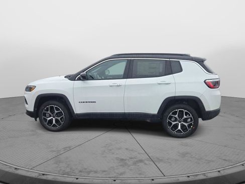 New 2026 Jeep Compass Limited image 4