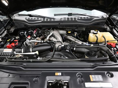 Used 2020 Ford F350 Lariat w/ Lariat Ultimate Package image 7