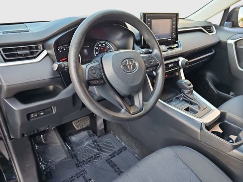 Certified 2020 Toyota RAV4 XLE AWD/4WD image 9