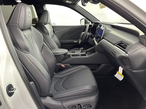 New 2026 Lexus TX 500h AWD image 20