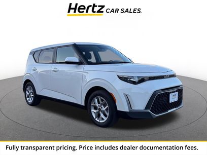 Used 2025 Kia Soul LX w/ LX Technology Package