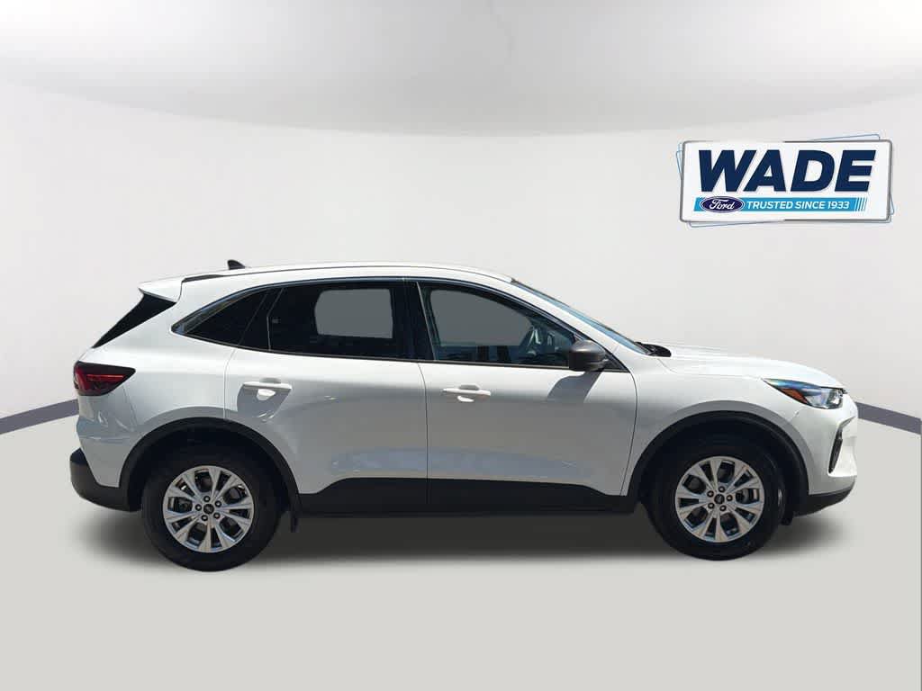 Used 2024 Ford Escape Active FWD image 4