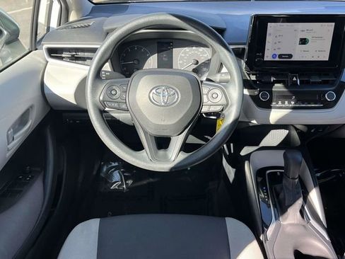 Used 2023 Toyota Corolla LE image 17