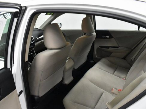 Used 2017 Honda Accord LX image 16