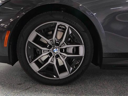 Used 2026 BMW i5 eDrive40 RWD image 5