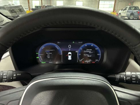 Used 2023 Toyota RAV4 Limited image 36