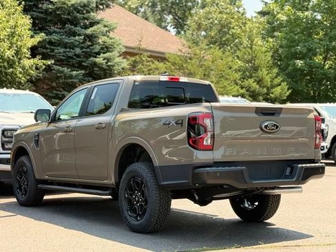 New 2026 Ford Ranger Lariat w/ Black Appearance Package AWD/4WD image 39