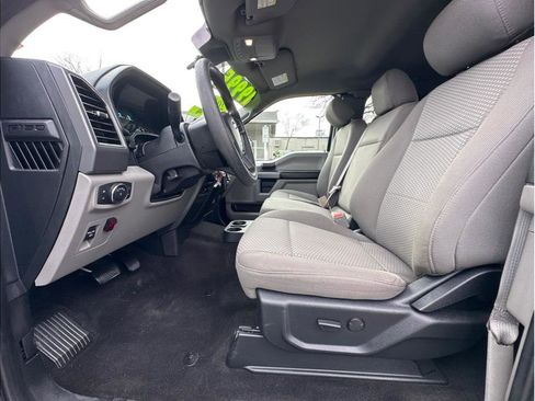 Used 2019 Ford F150 XLT w/ Trailer Tow Package image 12