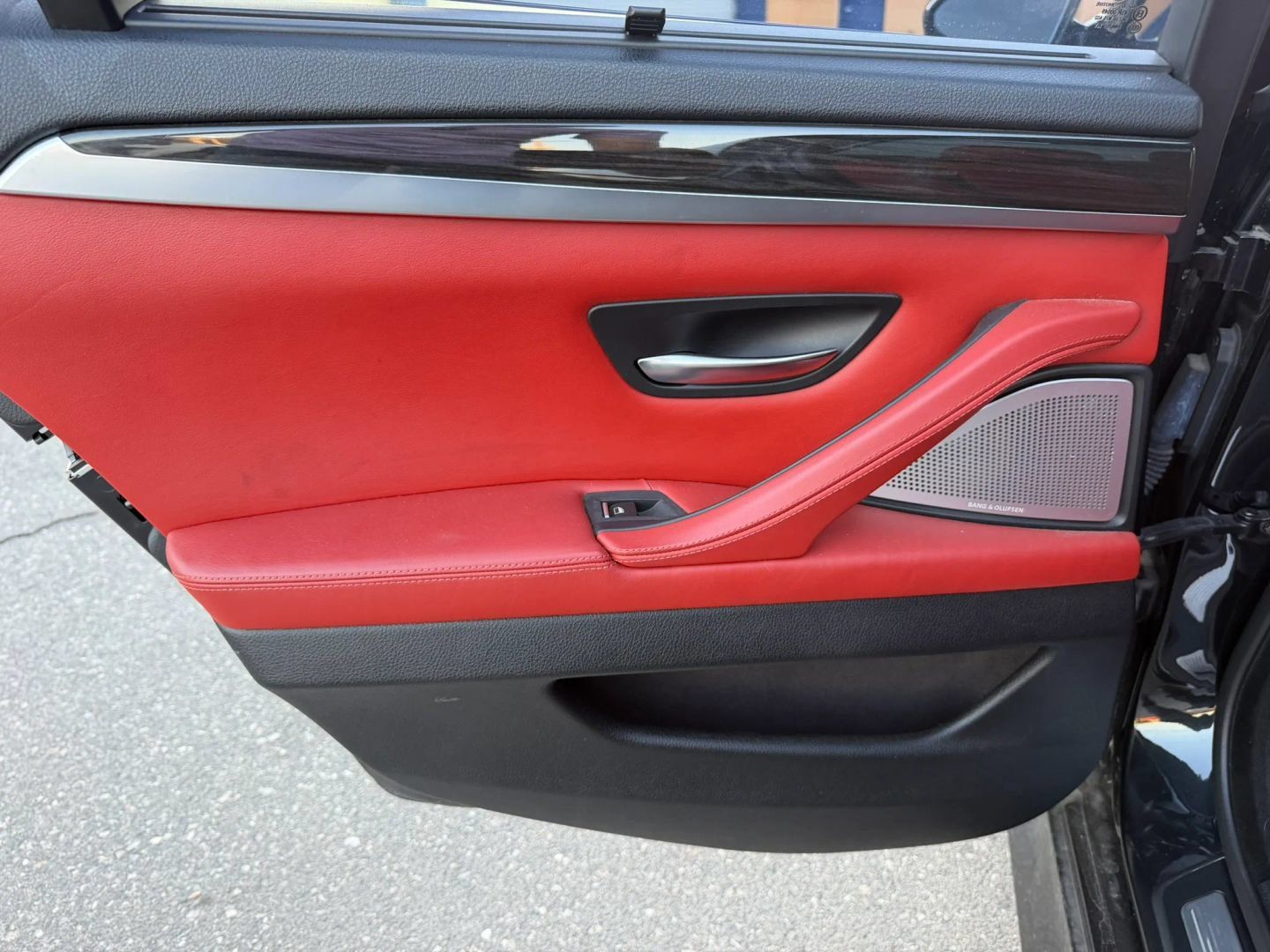 Used 2013 BMW M5 RWD image 12