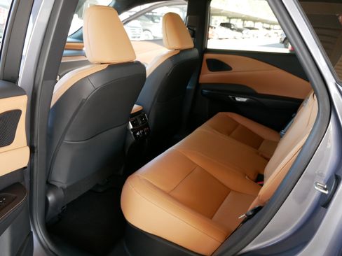 Used 2023 Lexus RX 350 Premium Plus w/ Accessory Package (Z1) image 22