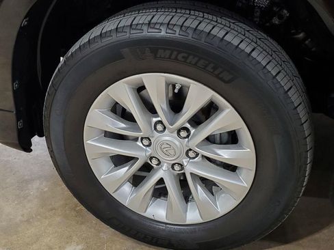 Used 2014 Lexus GX 460 image 45