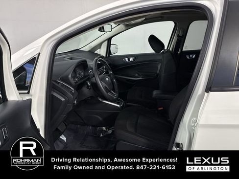 Used 2018 Ford EcoSport SE image 4