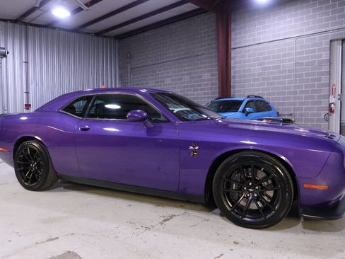 Used 2019 Dodge Challenger R/T Scat Pack w/ Shaker Package image 7