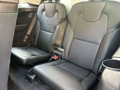 Used 2020 Volvo XC90 T6 Momentum w/ Protection Package Premier AWD/4WD image 30