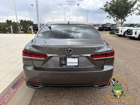 Used 2018 Lexus LS 500 w/ Interior Upgrade Package RWD image 4