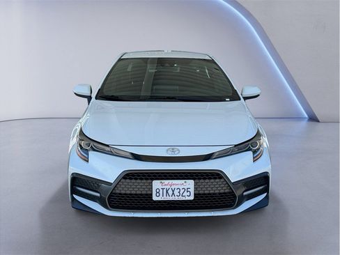 Used 2021 Toyota Corolla SE w/ Carpet Mat Package (TMS) FWD image 2
