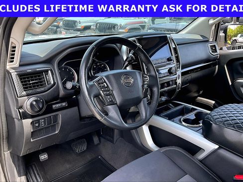Used 2021 Nissan Titan SV w/ SV Convenience Package AWD/4WD image 11