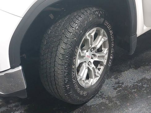 Used 2022 GMC Sierra 1500 SLE image 33