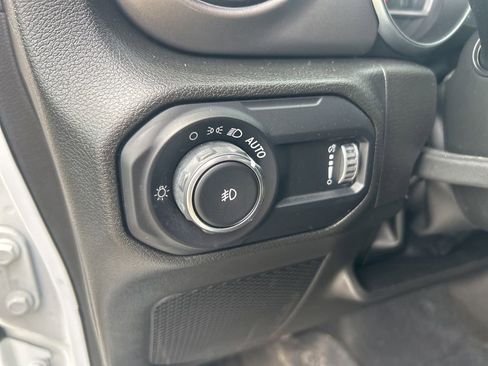 Used 2023 Jeep Wrangler Sport AWD/4WD image 12