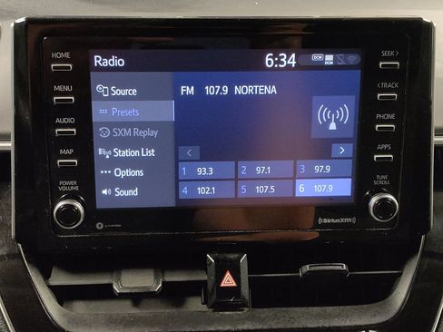 Used 2021 Toyota Corolla LE FWD image 25