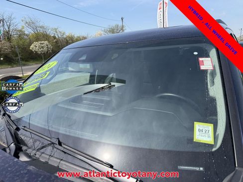 Used 2024 Toyota Sequoia SR5 w/ SR5 Premium Package AWD/4WD image 37