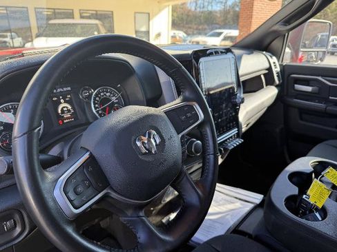 Used 2024 RAM 2500 Big Horn w/ Sport Appearance Package image 3