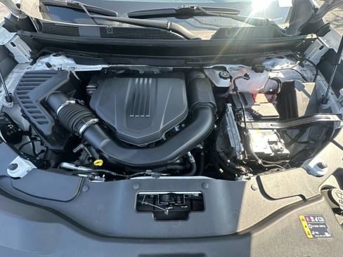 Used 2026 GMC Acadia Elevation w/ Elevation Premium Package FWD image 34