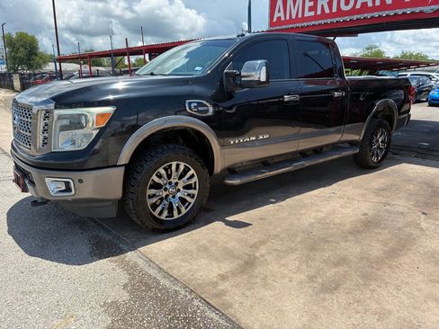 Used 2016 Nissan Titan Platinum Reserve RWD image 15