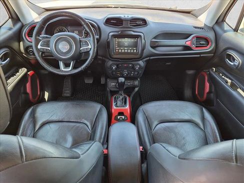 Used 2018 Jeep Renegade Trailhawk AWD/4WD image 18