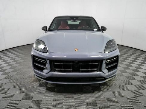Certified 2024 Porsche Cayenne Turbo GT AWD/4WD image 37