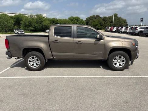 Used 2016 Chevrolet Colorado LT w/ LT Convenience Package RWD image 6
