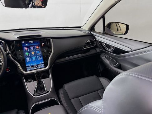 Used 2025 Subaru Outback Limited image 26