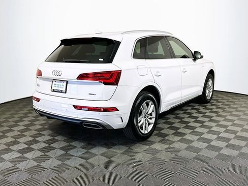 Used 2023 Audi Q5 2.0T Premium w/ Convenience Package image 8