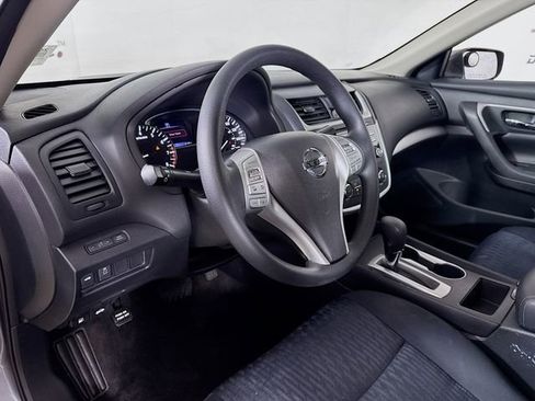 Used 2018 Nissan Altima 2.5 S w/ S Convenience Package image 11