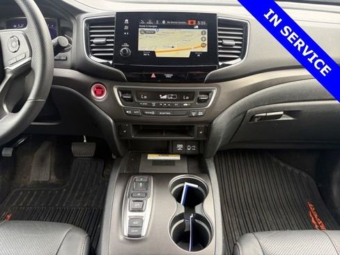 Used 2023 Honda Passport TrailSport image 11