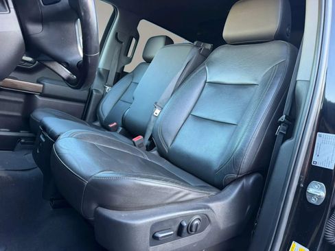 Used 2019 Chevrolet Silverado 1500 LT w/ All-Star Edition AWD/4WD image 10