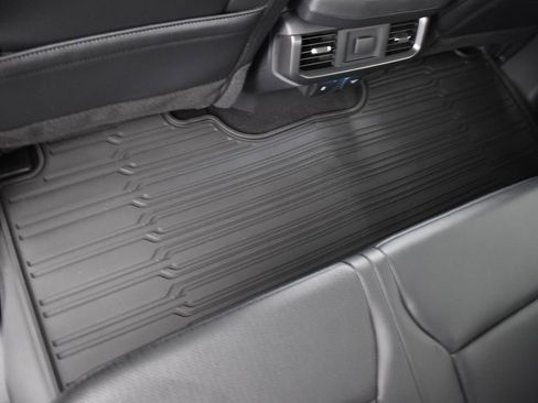 New 2025 Ford F150 Lariat w/ Equipment Group 501A Mid image 15