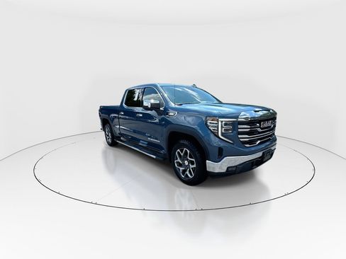 Used 2024 GMC Sierra 1500 SLT w/ SLT Premium Package AWD/4WD image 2