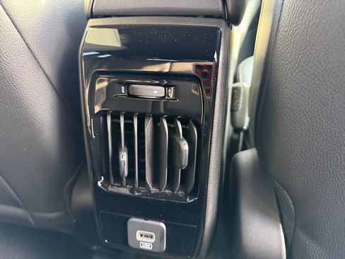 New 2026 Jeep Compass Limited image 16