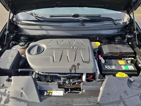 Used 2017 Jeep Cherokee Trailhawk image 31