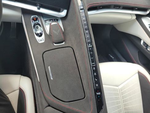 Used 2023 Chevrolet Corvette Stingray Premium Conv w/ Z51 Performance Package image 16