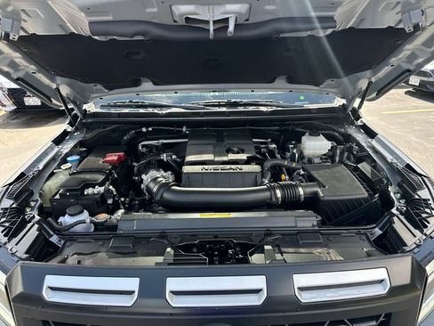 New 2025 Nissan Frontier PRO-4X image 30