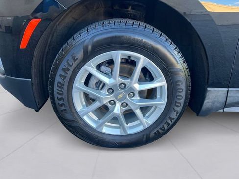 Used 2022 Chevrolet Equinox LT AWD/4WD image 9