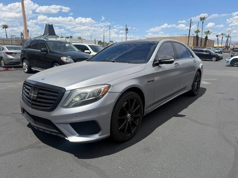 Used 2015 Mercedes-Benz S 63 AMG 4MATIC Sedan image 2